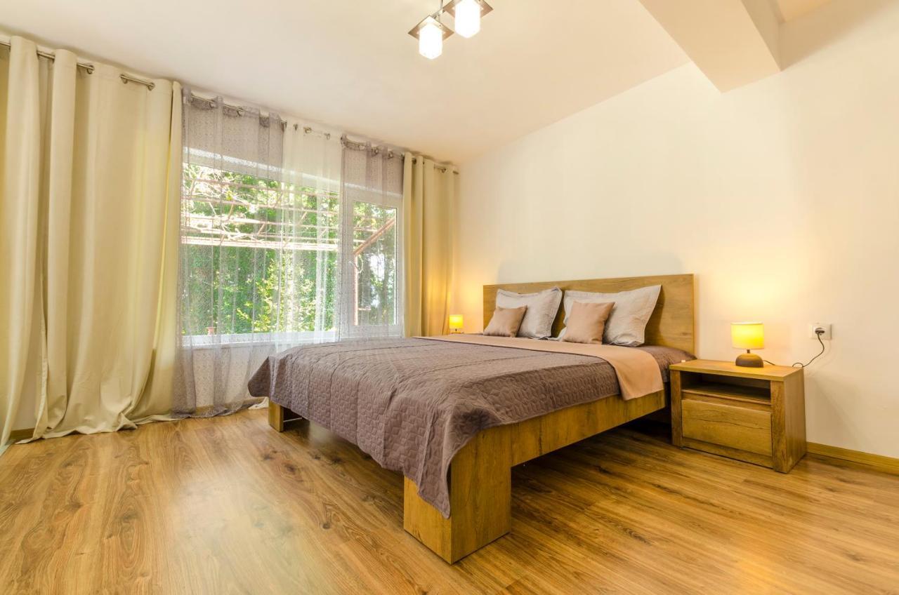 Park Complex Viktoria Hotel Balchik Bagian luar foto