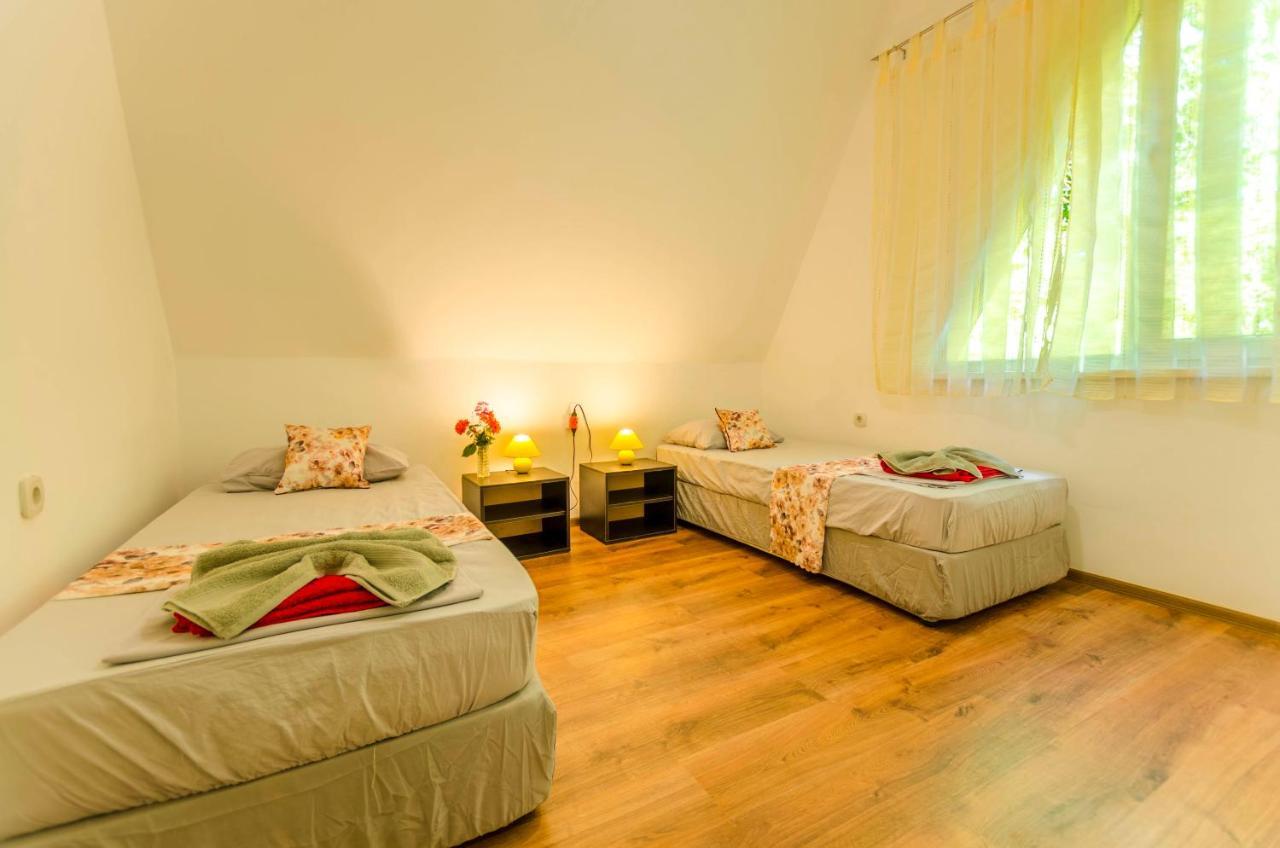 Park Complex Viktoria Hotel Balchik Bagian luar foto