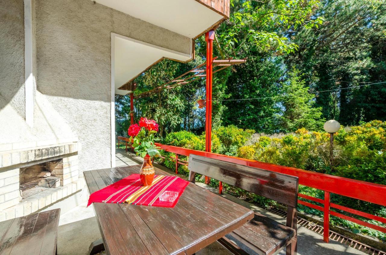 Park Complex Viktoria Hotel Balchik Bagian luar foto