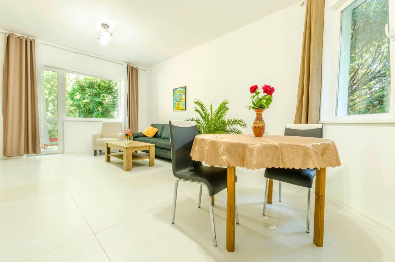 Park Complex Viktoria Hotel Balchik Bagian luar foto